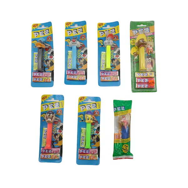PEZ LOONEY TUNES CHARACTER DISPENSER AND FRUIT CANDY 25.5G