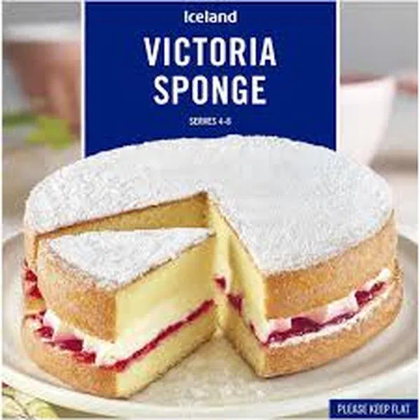 ICELAND LUXURY DOUBLE CREAM SWIRL SPONGE CAKE 345G