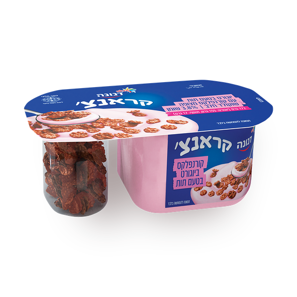 Danone Strawberry yogurt with cornflakes 3.9%