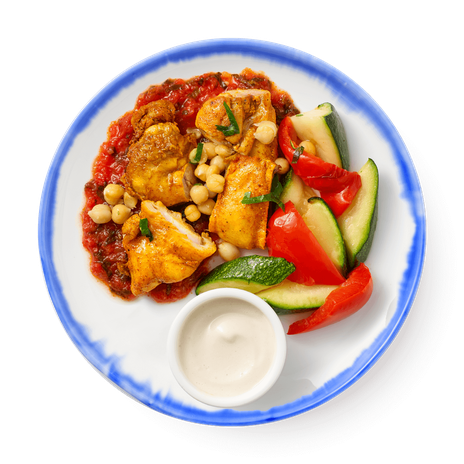 Шашлык из курицы с овощами и соусом тахини «Шук»