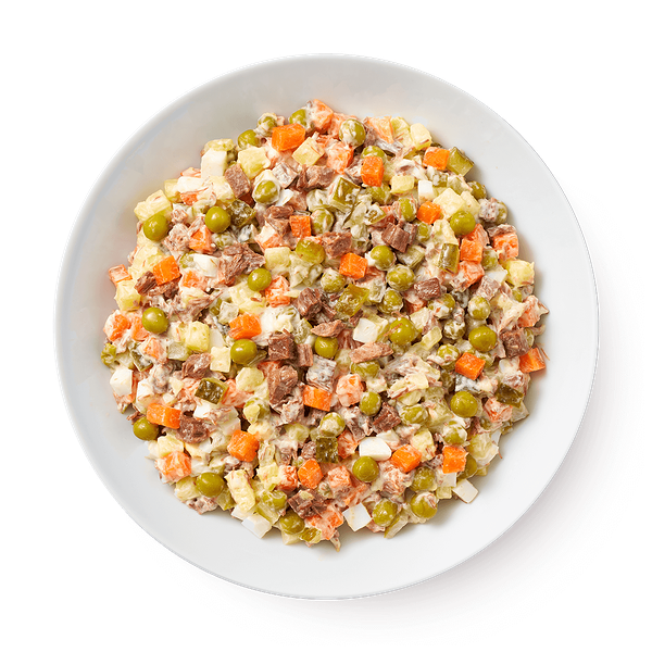 Салат с овощами и говядиной