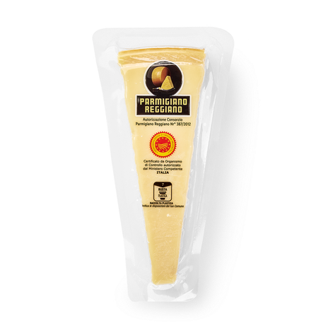 Сыр твёрдый Parmigiano Reggiano