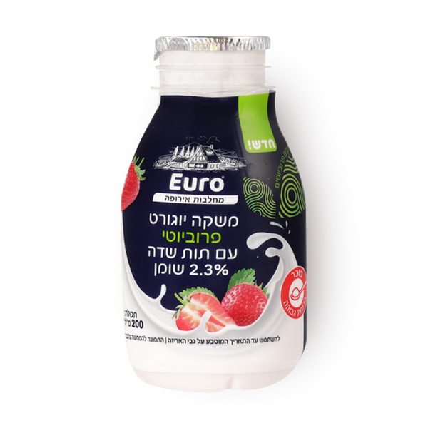 Probiotic yogurt drink with strawberry 2.3%