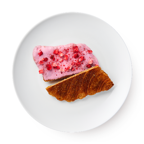 Круассан плоский с глазурью и клубникой Damdala
