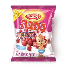 Bamba with strawberry flavor snack