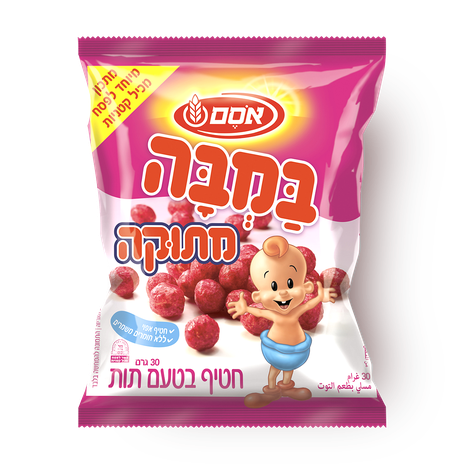 Bamba with strawberry flavor snack