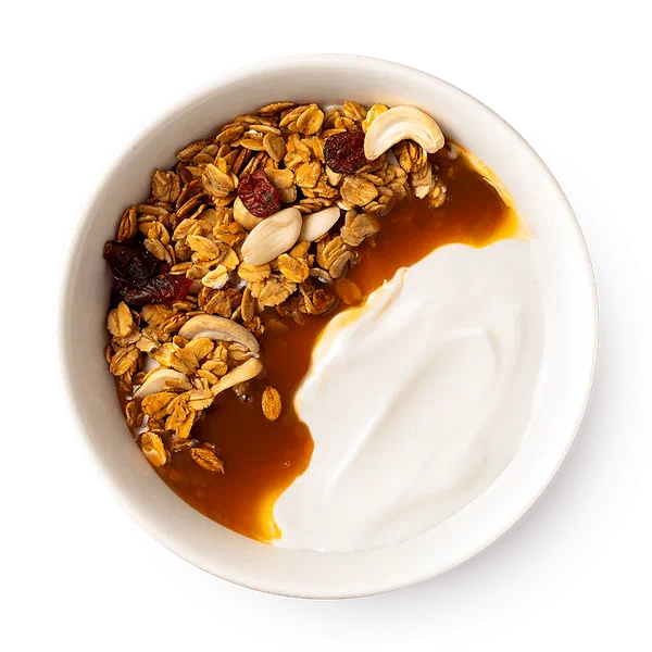 Гранола с йогуртом и карамельным соусом