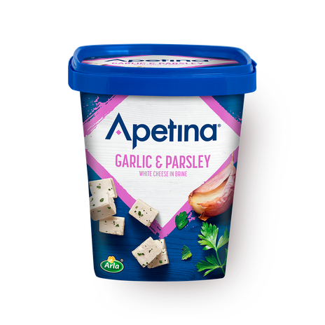 Сыр Фета Apetina Arla с чесноком и петрушкой кубики в рассоле