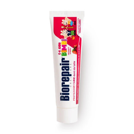 Зубная паста детская Biorepair Kids с экстрактом земляники от 0 до 6 лет