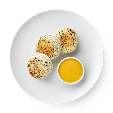 Сырники с маком и манговой сгущёнкой «Из Лавки»