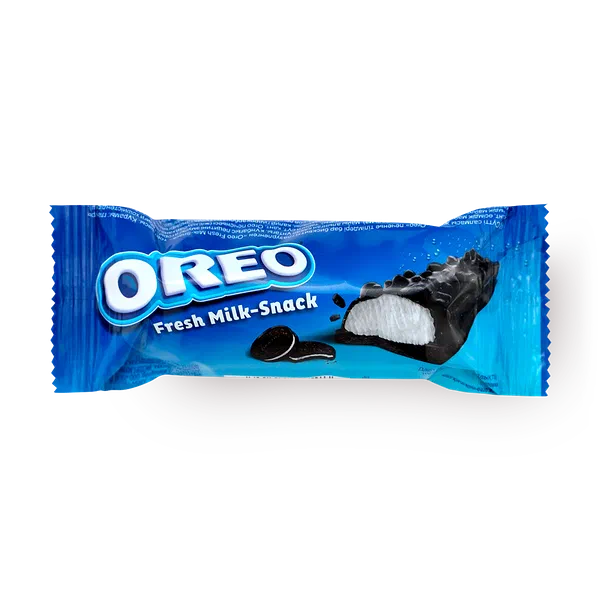 Пирожное бисквитное Oreo с молочной начинкой и кусочками печенья