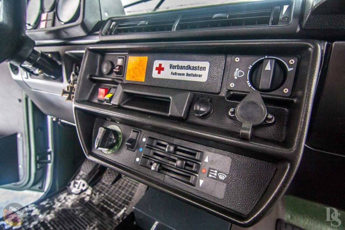 1989 Mercedes-Benz G-Класс 300 I (W460; W461), зелёный, 4999999 рублей - вид 11