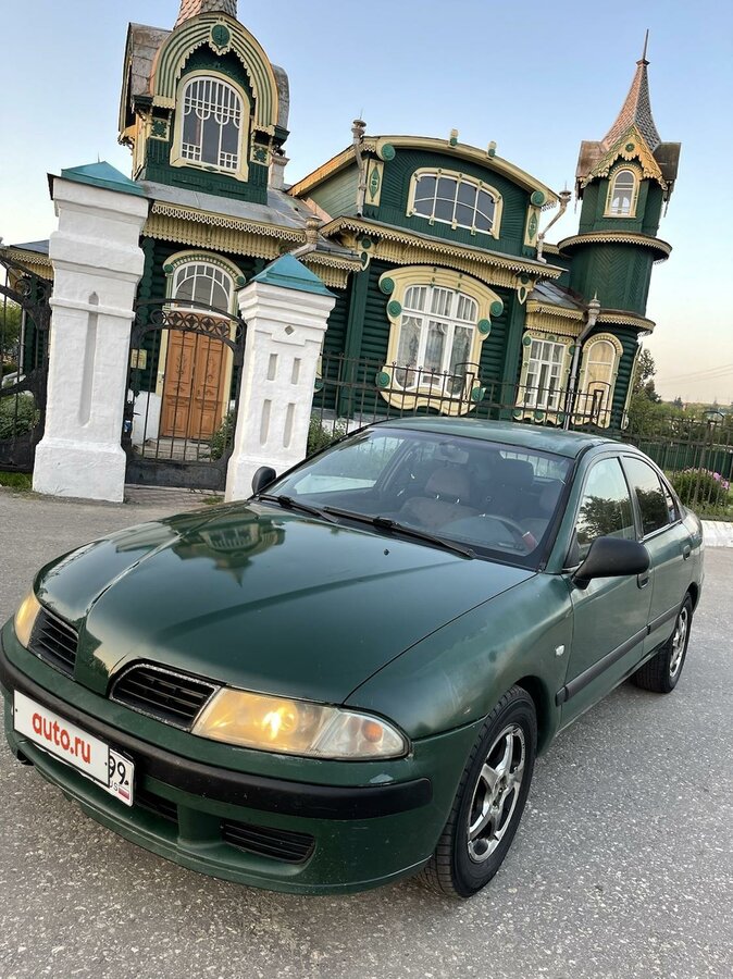 1999 Mitsubishi Carisma I Рестайлинг, зелёный