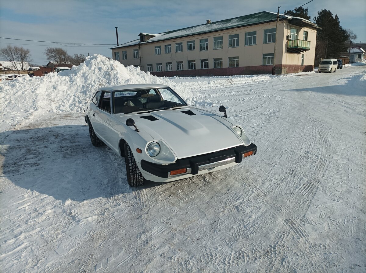 1978 Nissan Fairlady Z I (S30), белый, 3995000 рублей - вид 5