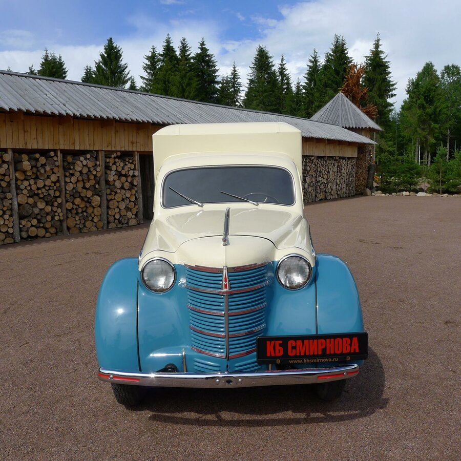 1952 Москвич 400 400-420, голубой