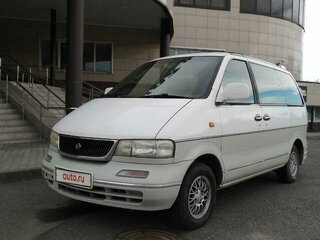 1998 Nissan Largo III (W30), белый, 450000 рублей, вид 1