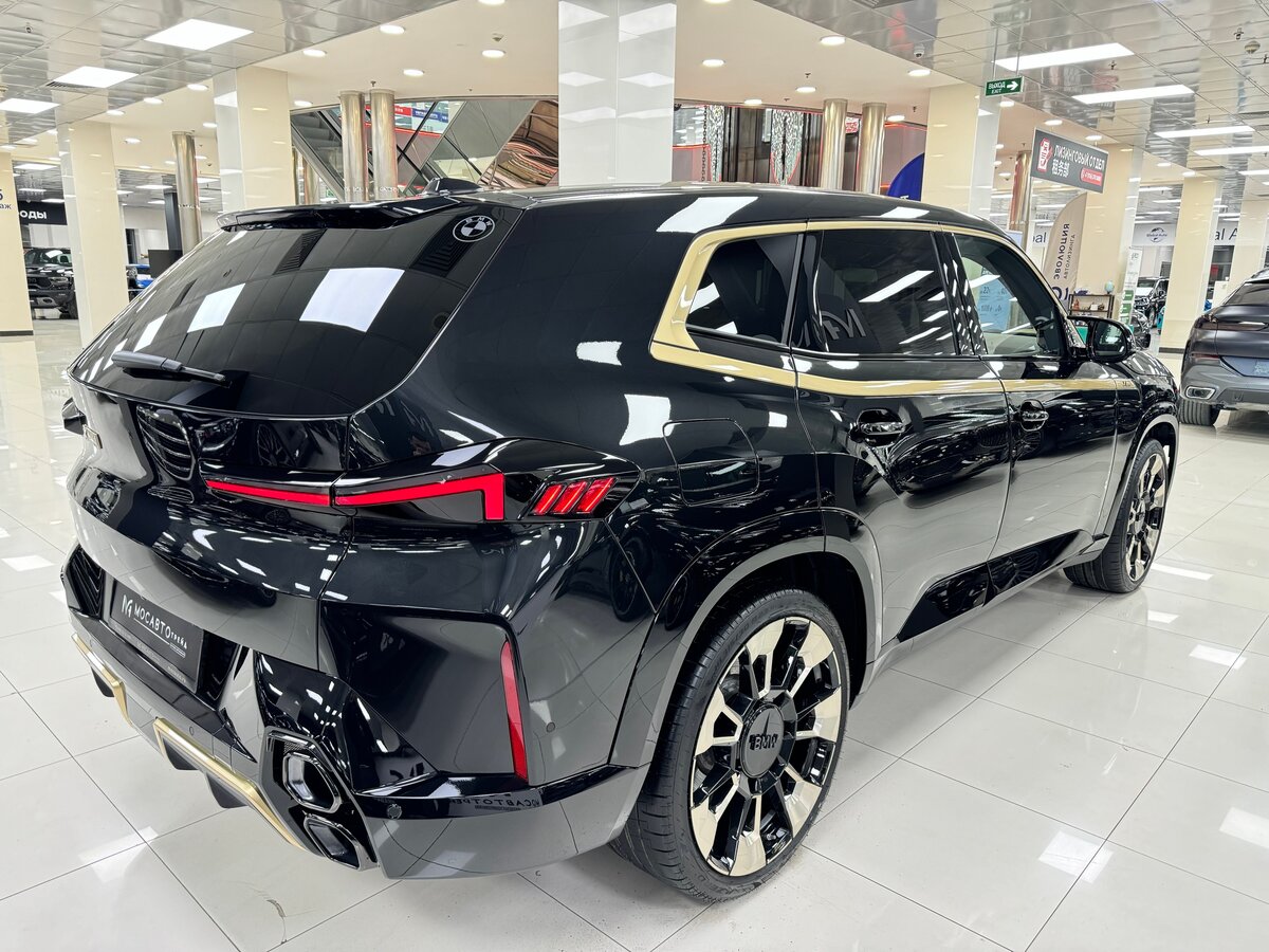 bmw xm 4