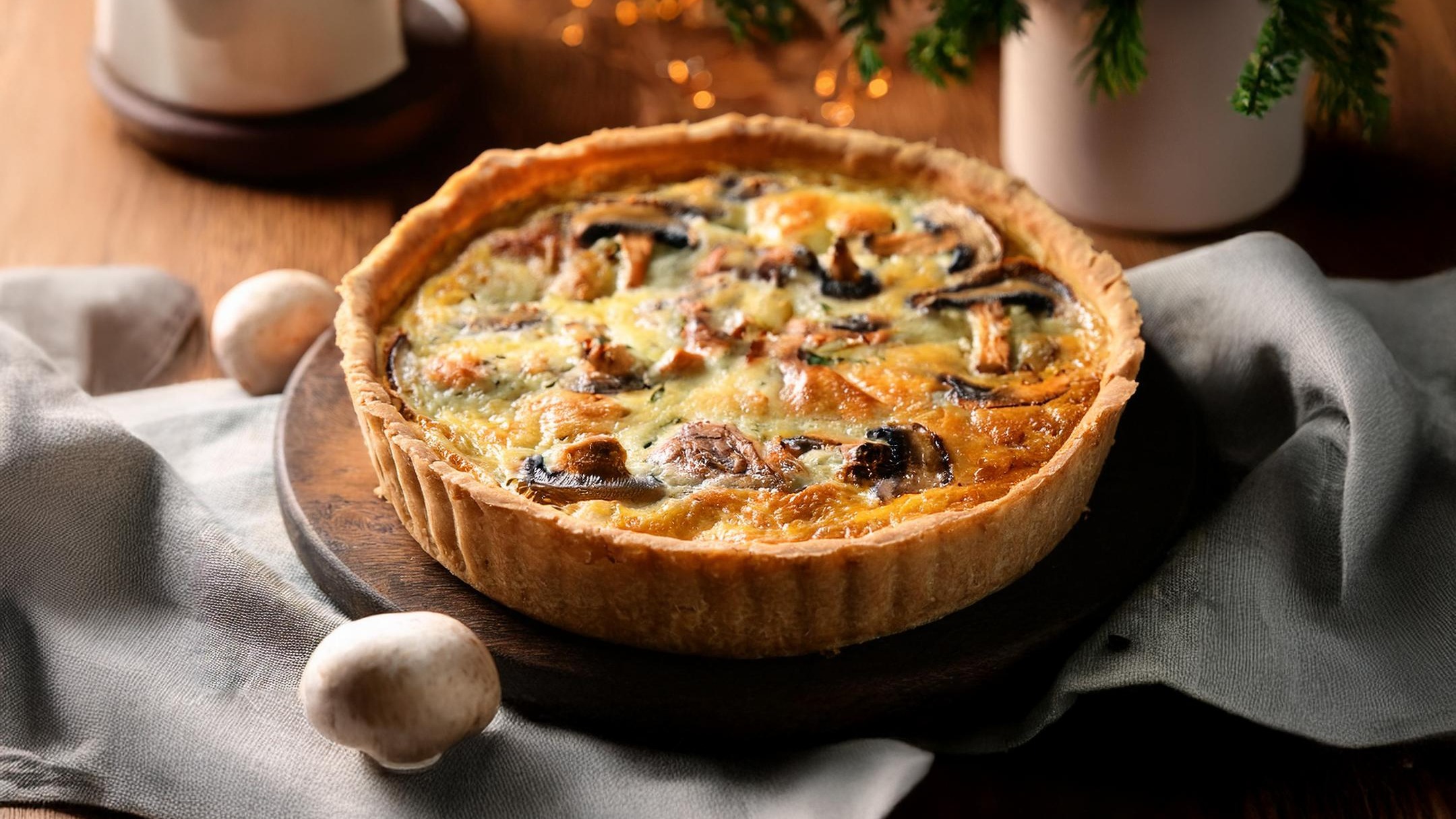 Киш-лорен с грибами и сыром