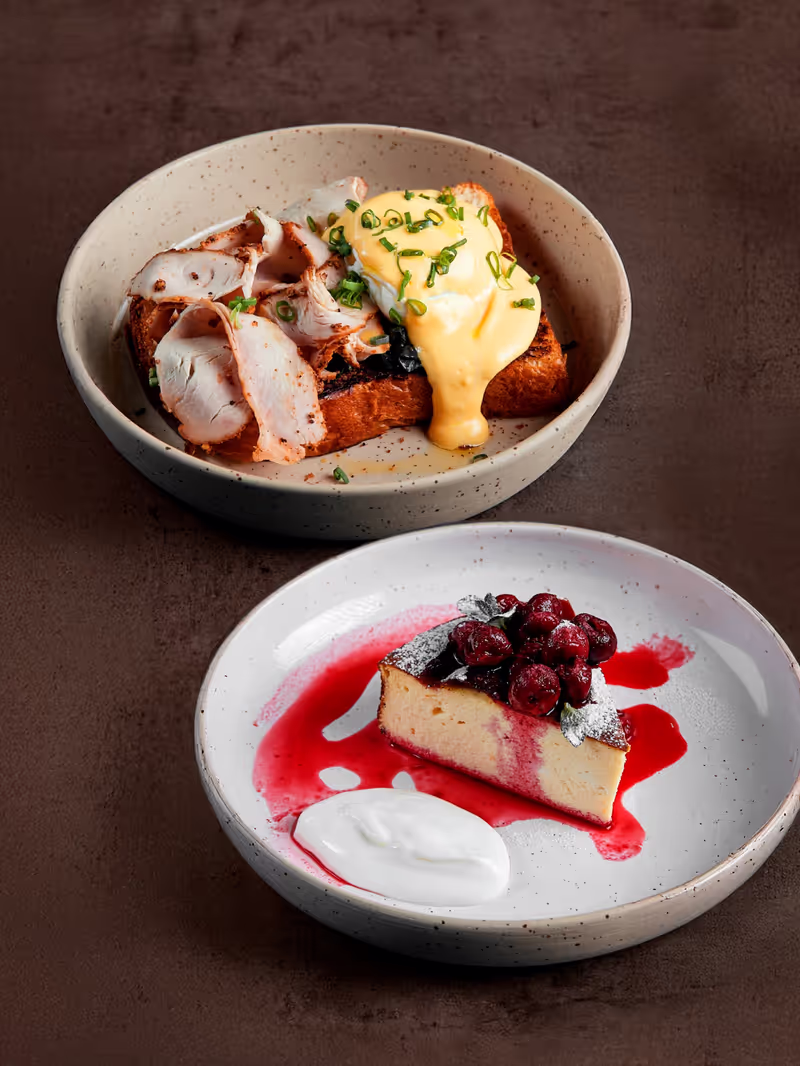 Benedict with turkey pastrami, Basque curd casserole
