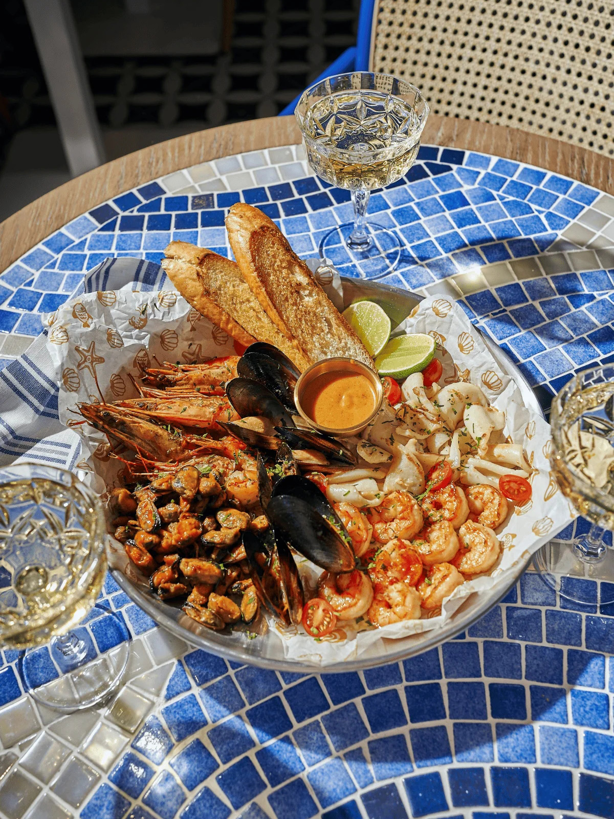 Большой микс морепродуктов