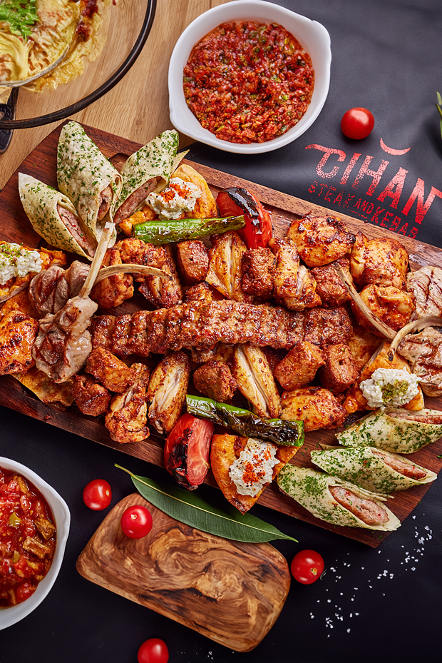Кебаб на четыре персоны из Cihan Turkish Steak &amp; Kebab