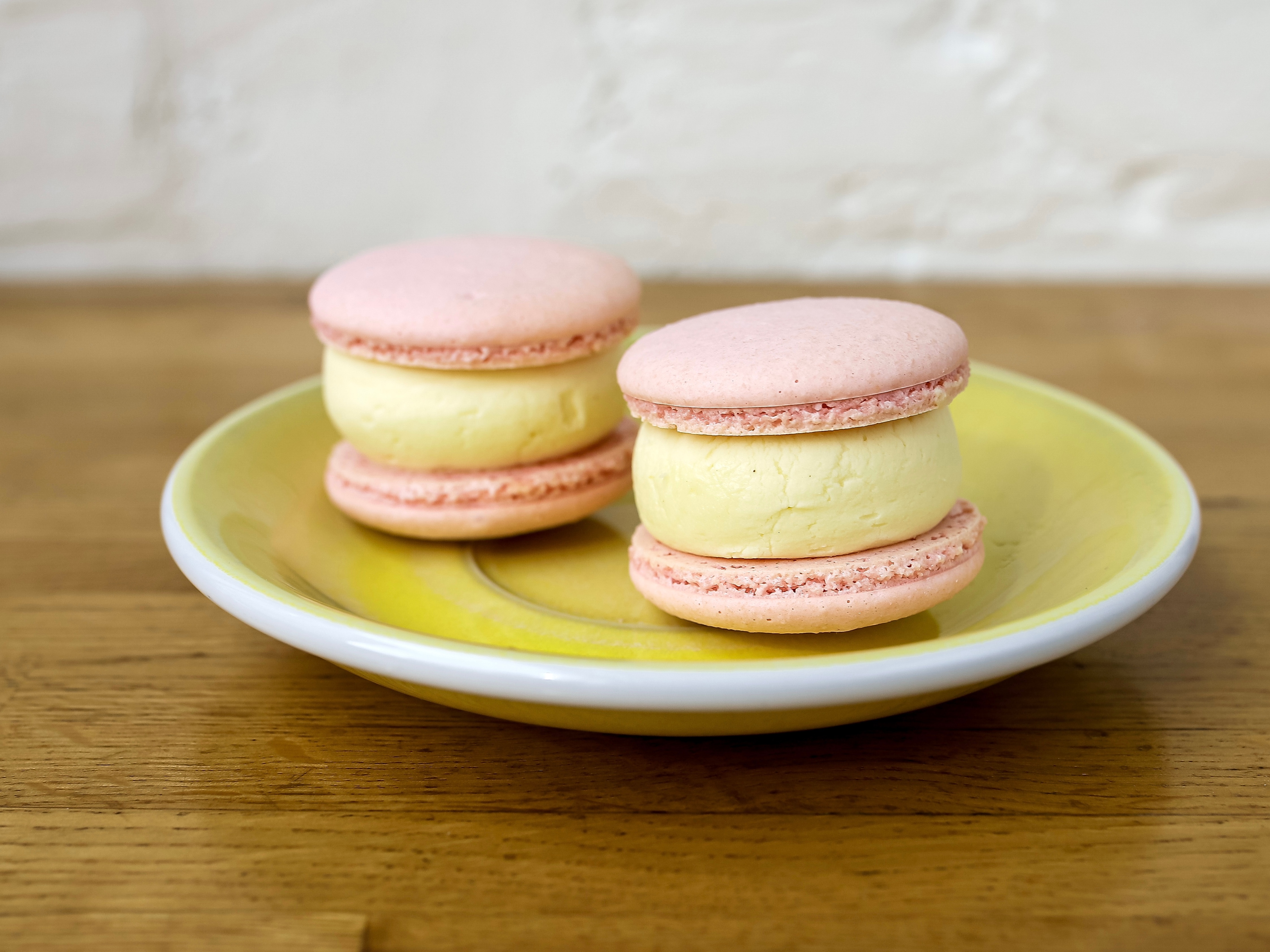 Macaron «Малина-маракуйя gluten free» в Cream Soda