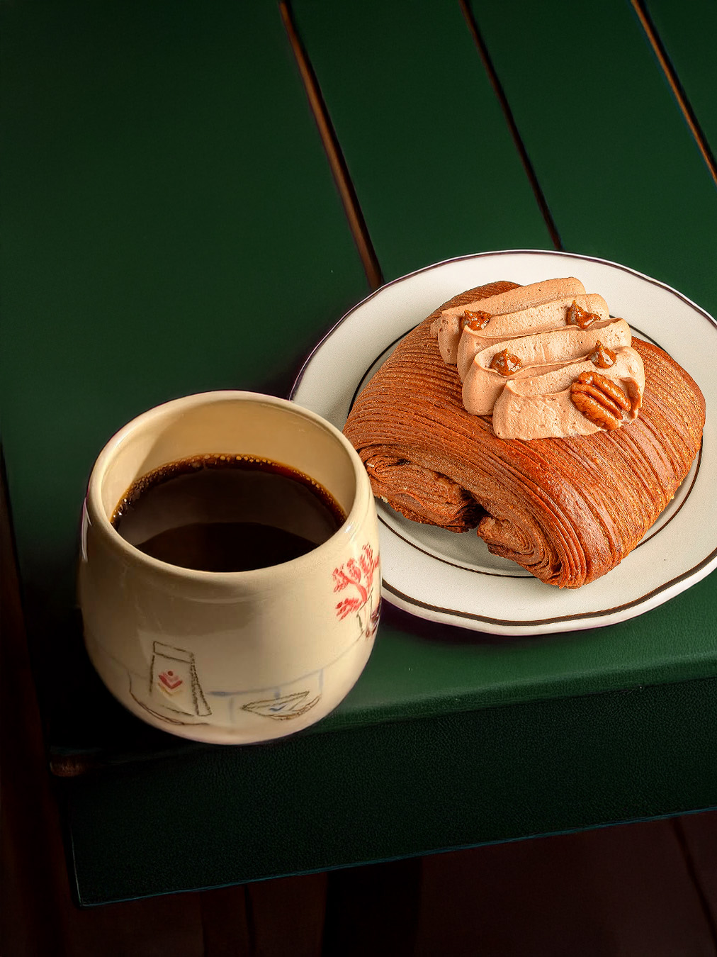 Filter coffee from Vanilla and pain suisse with chocolate from Astra
