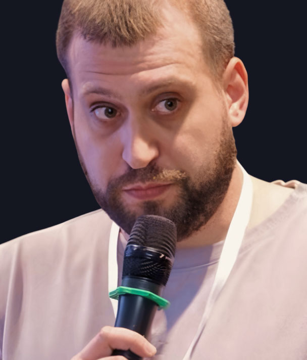 Кирилл
Лавренюк